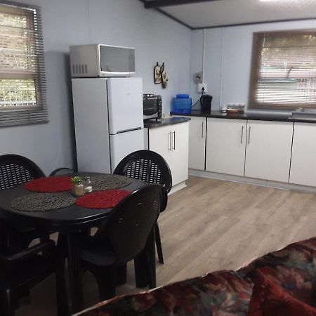 Nadine'S Self-Catering Accommodation ستورمزريفير المظهر الخارجي الصورة